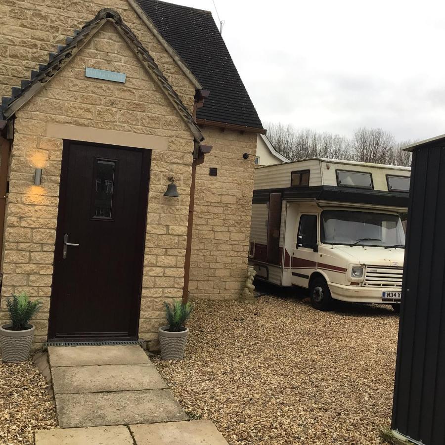 Hôtel Mavis In The Cotswolds à Bourton-on-the-Water Extérieur photo